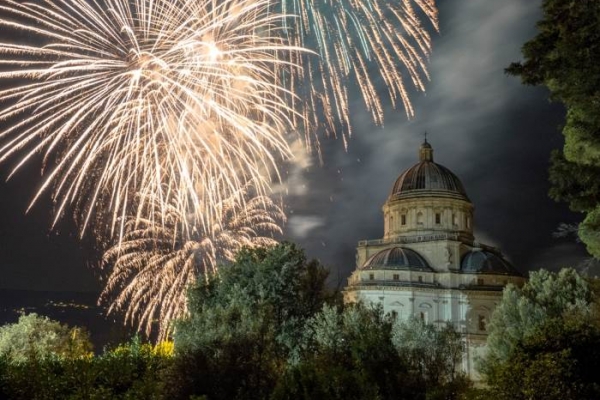 Todi Church of Consolazione (by R. Baglioni)